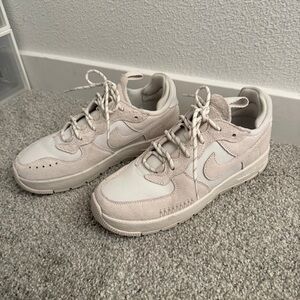 Nike Women's Cream Sneakers